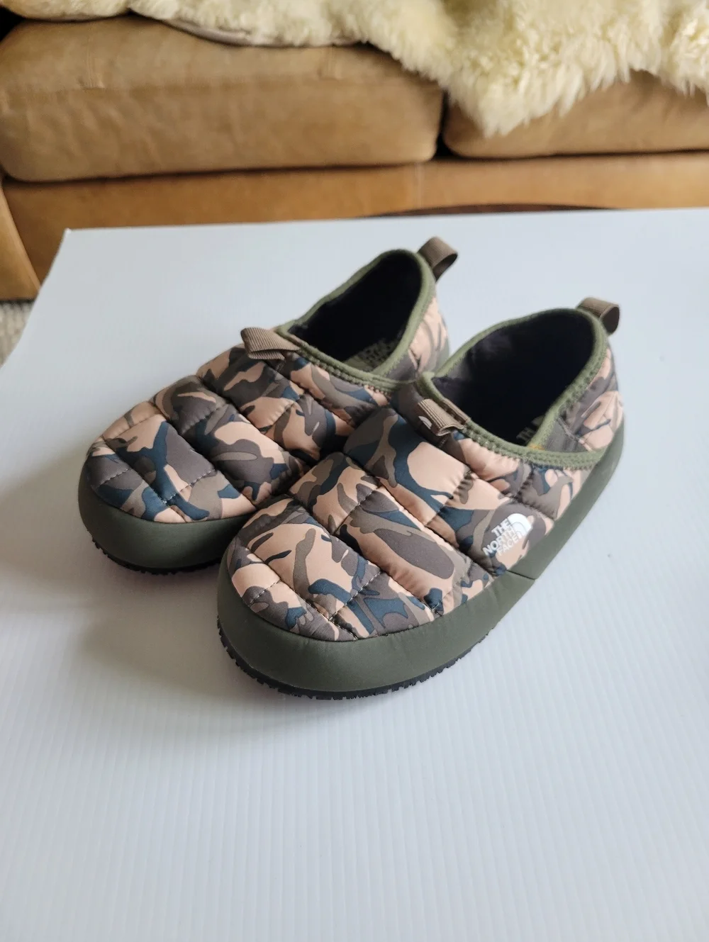 The North Face Youth Boys THERMOBALL Traction Mules II Size 5 Camo